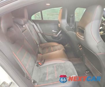 Zdjęcie 10 z 12 samochodu: 2024 MERCEDES-BENZ CLA 250 4MATIC VIN:W1K5J4HB2RN452361 - miniatura