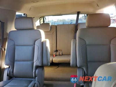 Zdjęcie 10 z 12 samochodu: 2019 GMC YUKON SLT VIN:1GKS2BKCXKR189555 - miniatura