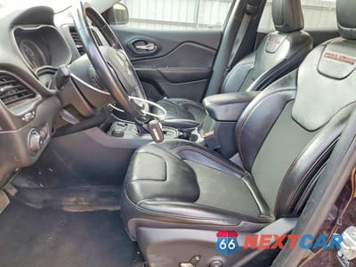 Zdjęcie 6 z 12 samochodu: 2021 JEEP CHEROKEE TRAILHAWK VIN:1C4PJMBX2MD178682 - miniatura