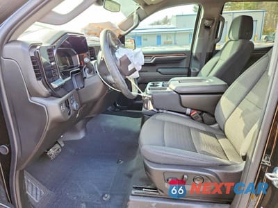 Zdjęcie 7 z 12 samochodu: 2024 CHEVROLET SILVERADO K1500 LT-L VIN:1GCPDKEKXRZ201616 - miniatura