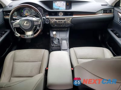 Zdjęcie 8 z 13 samochodu: 2016 LEXUS ES 300H VIN:JTHBW1GG1G2101920 - miniatura