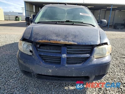 Piąte zdjęcie samochodu w środku: 2005 DODGE GRAND CARAVAN SE VIN:1D4GP24R45B315459 - miniatura