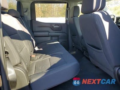 Zdjęcie 10 z 12 samochodu: 2022 CHEVROLET SILVERADO K1500 TRAIL BOSS CUSTOM VIN:3GCPDCEK7NG523954 - miniatura