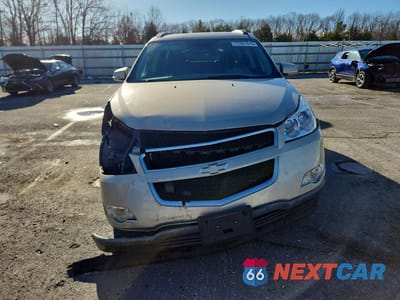 Piąte zdjęcie samochodu w środku: 2012 CHEVROLET TRAVERSE LT VIN:1GNKRGED3CJ274396 - miniatura