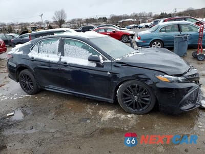 Czwarte zdjęcie samochodu z boku: 2023 TOYOTA CAMRY SE VIN:4T1G11AK7PU728687 - miniatura