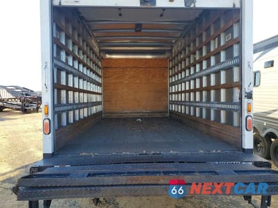 Zdjęcie 10 z 13 samochodu: 2019 ISUZU NPR HD BOX TRUCK VIN:JALC4W161K7007541 - miniatura