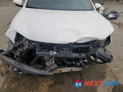 Zdjęcie 11 z 12 samochodu: 2012 VOLKSWAGEN EOS KOMFORT VIN:WVWBW7AH5CV005514 - miniatura