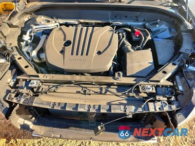 Zdjęcie 11 z 13 samochodu: 2025 VOLVO XC60 PLUS VIN:YV4M12RC9S1027974 - miniatura