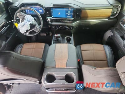 Zdjęcie 8 z 11 samochodu: 2024 CHEVROLET SILVERADO C1500 HIGH COUNTRY VIN:2GCPAFED5R1155638 - miniatura