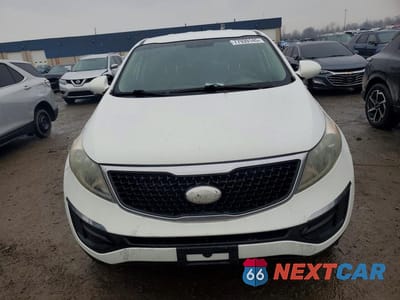 Piąte zdjęcie samochodu w środku: 2014 KIA SPORTAGE BASE VIN:KNDPB3AC7E7549440 - miniatura
