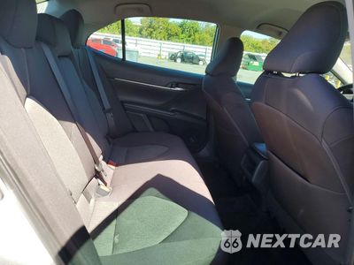 Zdjęcie 10 z 13 samochodu: 2019 TOYOTA CAMRY L VIN:4T1B11HK9KU800336 - miniatura