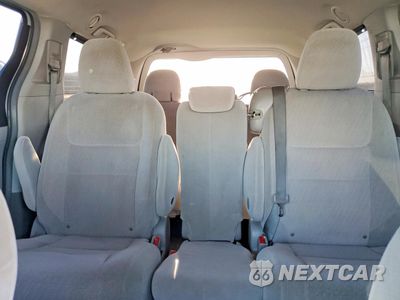 Zdjęcie 10 z 13 samochodu: 2016 TOYOTA SIENNA VIN:5TDKK3DC7GS691012 - miniatura