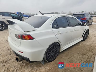 Trzecie zdjęcie samochodu z tyłu: 2011 MITSUBISHI LANCER EVOLUTION GSR VIN:JA32W8FV0BU043482 - miniatura