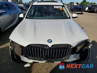 Piąte zdjęcie samochodu w środku: 2023 BMW X7 XDRIVE40I VIN:5UX23EM06P9R07377 - miniatura