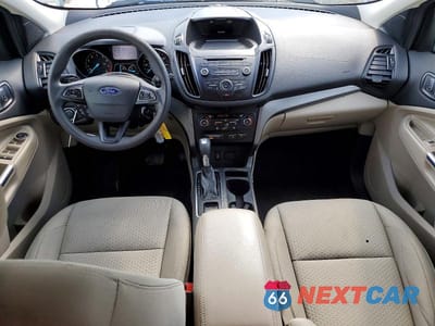 Zdjęcie 8 z 12 samochodu: 2017 FORD ESCAPE SE VIN:1FMCU9GD7HUC28463 - miniatura