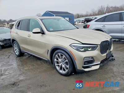 Czwarte zdjęcie samochodu z boku: 2019 BMW X5 XDRIVE40I VIN:5UXCR6C52KLL14682 - miniatura