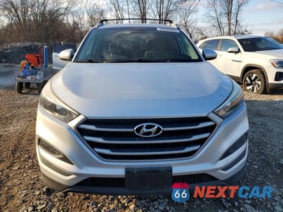 Piąte zdjęcie samochodu w środku: 2017 HYUNDAI TUCSON LIMITED VIN:KM8J33A46HU484495 - miniatura