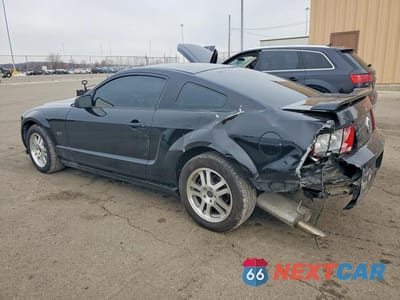 Drugie zdjęcie samochodu z przodu: 2005 FORD MUSTANG GT VIN:1ZVHT82H755102107 - miniatura