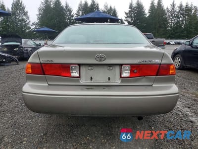 Zdjęcie 6 z 12 samochodu: 2001 TOYOTA CAMRY LE VIN:JT2BG22KX10563016 - miniatura