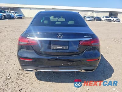 Zdjęcie 6 z 13 samochodu: 2021 MERCEDES-BENZ E 350 4MATIC VIN:W1KZF8EB4MA959163 - miniatura