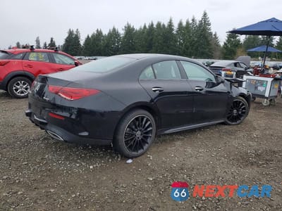 Trzecie zdjęcie samochodu z tyłu: 2023 MERCEDES-BENZ CLA 250 4MATIC VIN:W1K5J4HB6PN384336 - miniatura