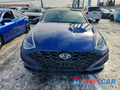 Piąte zdjęcie samochodu w środku: 2021 HYUNDAI SONATA LIMITED VIN:5NPEH4J27MH110719 - miniatura