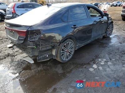 Trzecie zdjęcie samochodu z tyłu: 2023 KIA FORTE GT VIN:3KPF44AC2PE531927 - miniatura