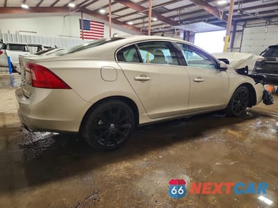 Trzecie zdjęcie samochodu z tyłu: 2018 VOLVO S60 INSCRIPTION VIN:LYV402TK9JB166676 - miniatura