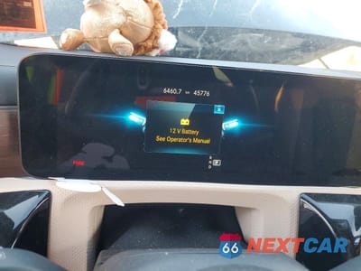 Zdjęcie 9 z 12 samochodu: 2023 MERCEDES-BENZ CLA 250 4MATIC VIN:W1K5J4HB8PN423301 - miniatura