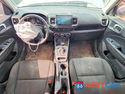 Zdjęcie 8 z 13 samochodu: 2021 HYUNDAI VENUE SE VIN:KMHRB8A3XMU067885 - miniatura