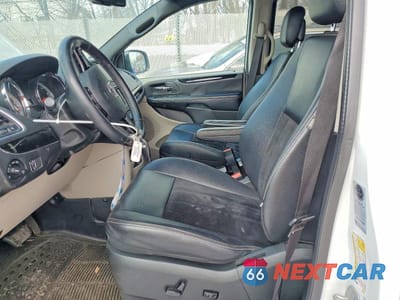 Zdjęcie 7 z 12 samochodu: 2017 DODGE GRAND CARAVAN SXT VIN:2C4RDGCG6HR861634 - miniatura
