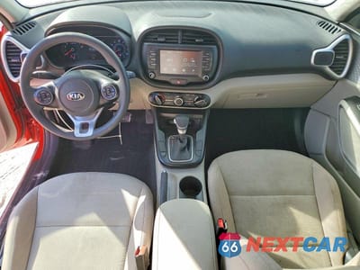 Zdjęcie 8 z 11 samochodu: 2021 KIA SOUL LX VIN:KNDJ23AU0M7142931 - miniatura