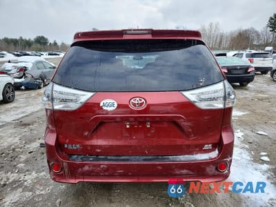 Zdjęcie 6 z 12 samochodu: 2019 TOYOTA SIENNA SE 7-PASSENGER VIN:5TDEZ3DC6KS210927 - miniatura