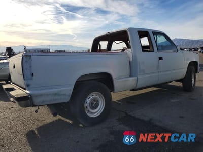 Trzecie zdjęcie samochodu z tyłu: 1995 GMC SIERRA K1500 VIN:2GTEK19Z7S1501899 - miniatura