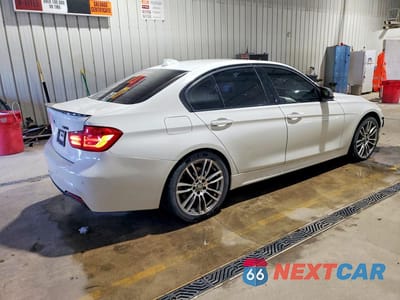 Trzecie zdjęcie samochodu z tyłu: 2013 BMW 335 I VIN:WBA3A9C55DF475066 - miniatura