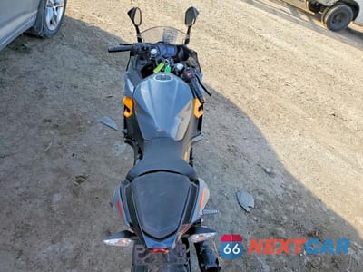 Zdjęcie 6 z 9 samochodu: 2018 KAWASAKI EX400 VIN:JKAEXKG17JDA08180 - miniatura
