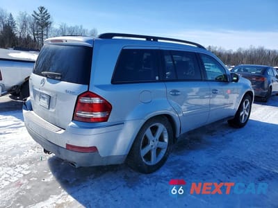 Trzecie zdjęcie samochodu z tyłu: 2009 MERCEDES-BENZ GL 450 4MATIC VIN:4JGBF71E29A451198 - miniatura