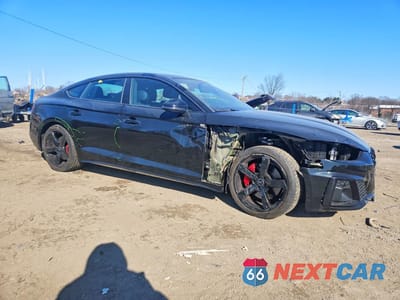 Czwarte zdjęcie samochodu z boku: 2023 AUDI A5 PREMIUM PLUS 45 VIN:WAUFACF51PA008525 - miniatura