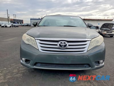 Piąte zdjęcie samochodu w środku: 2011 TOYOTA AVALON BASE VIN:4T1BK3DB8BU377070 - miniatura