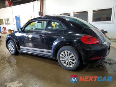 Drugie zdjęcie samochodu z przodu: 2012 VOLKSWAGEN BEETLE VIN:3VWAX7AT8CM647214 - miniatura