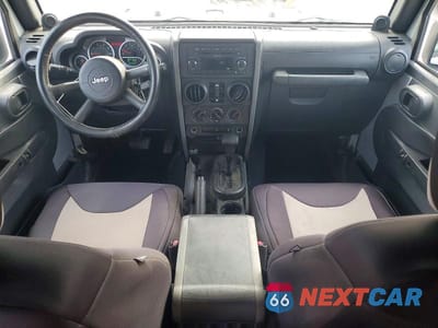 Zdjęcie 8 z 13 samochodu: 2010 JEEP WRANGLER UNLIMITED SPORT VIN:1J4BA3H10AL108004 - miniatura