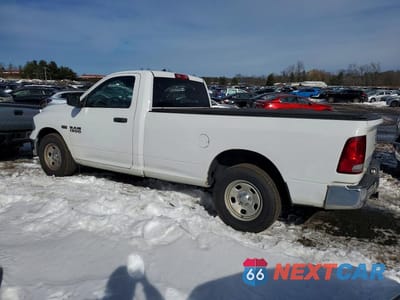 Drugie zdjęcie samochodu z przodu: 2017 RAM 1500 ST VIN:3C6JR6DT5HG675343 - miniatura