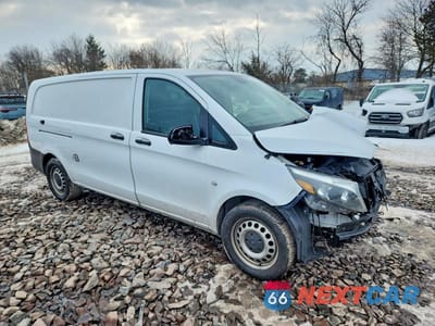 Czwarte zdjęcie samochodu z boku: 2023 MERCEDES-BENZ METRIS VIN:W1YV0CEY7P4243471 - miniatura