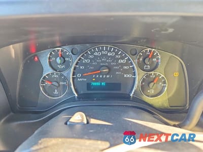 Zdjęcie 9 z 12 samochodu: 2017 CHEVROLET EXPRESS G3500 VIN:1GCZGGFF0H1257026 - miniatura