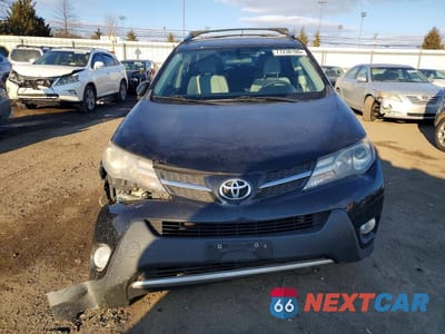 Piąte zdjęcie samochodu w środku: 2014 TOYOTA RAV4 XLE VIN:2T3RFREVXEW190973 - miniatura