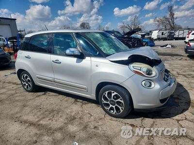 Czwarte zdjęcie samochodu z boku: 2014 FIAT 500L LOUNGE VIN:ZFBCFACH9EZ015556 - miniatura