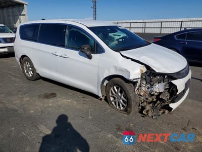 Czwarte zdjęcie samochodu z boku: 2025 CHRYSLER VOYAGER VIN:2C4RC1CG6SR533640 - miniatura