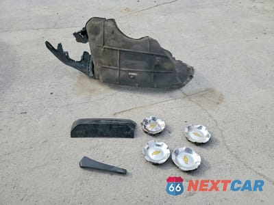 Zdjęcie 13 z 15 samochodu: 2016 GMC YUKON XL DENALI VIN:1GKS2HKJXGR188298 - miniatura