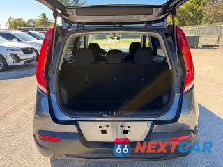 Zdjęcie 6 z 15 samochodu: 2020 KIA SOUL LX VIN:KNDJ23AU7L7011770 - miniatura