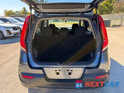 Zdjęcie 6 z 15 samochodu: 2020 KIA SOUL LX VIN:KNDJ23AU7L7011770 - miniatura